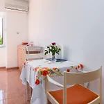 And With Parking Space Skrbcici, Krk - 21231 Pensiune 3*